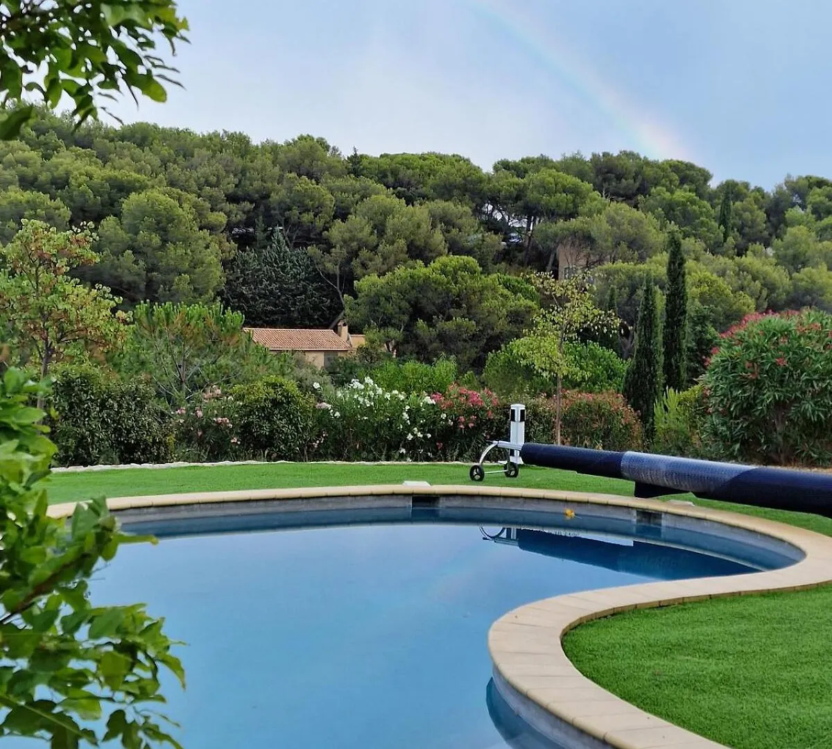 Villa Provencale Avec Piscine A Aurons